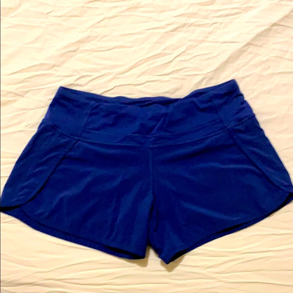Lululemon shorts size 6 navy